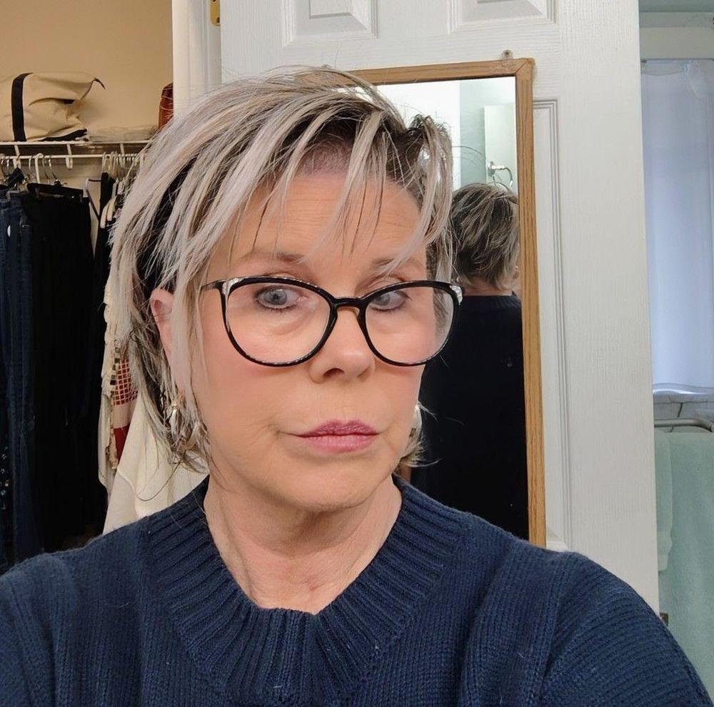 Meet your Posher, Rhonda